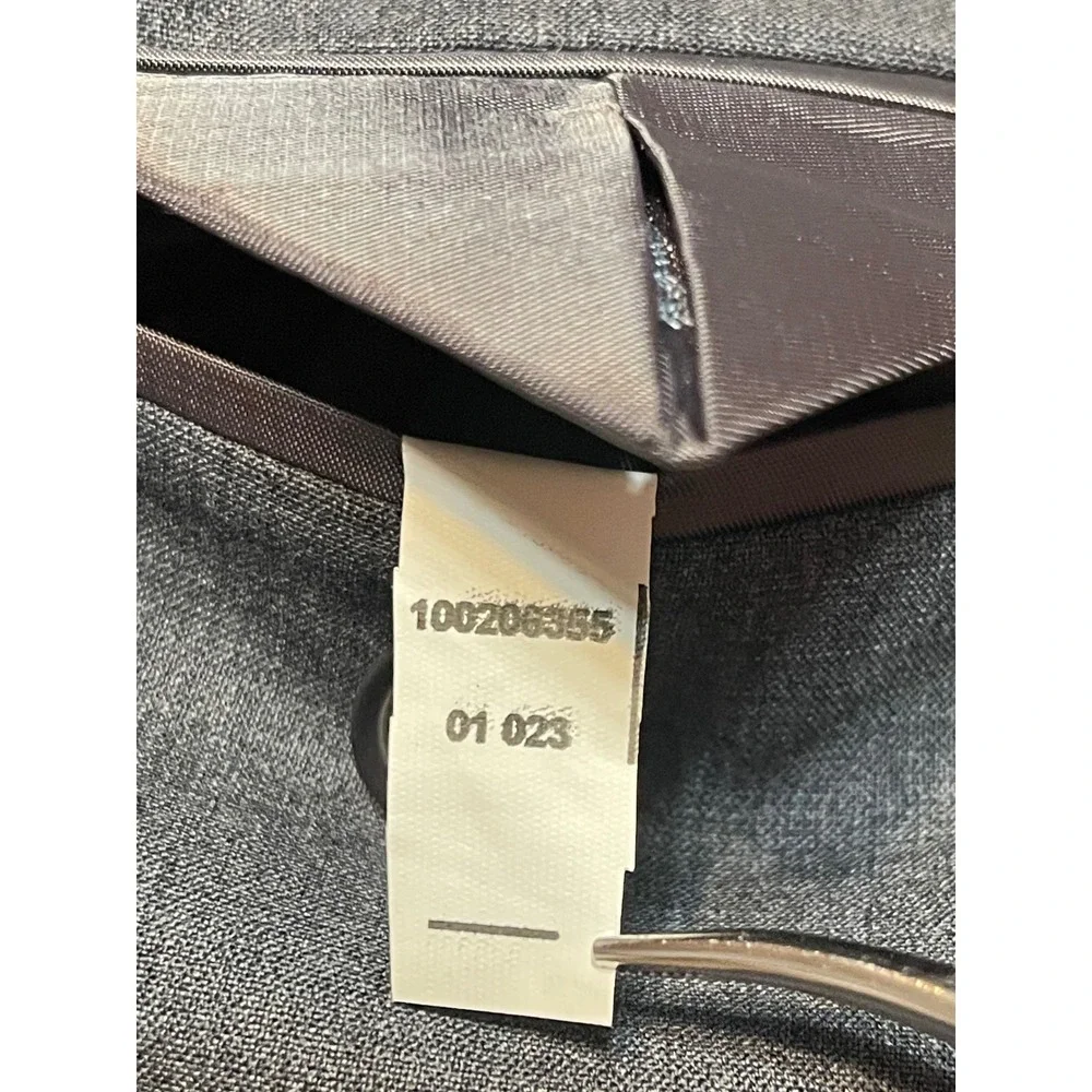 NWT B by‎ Brooks Brothers Gray Two Button Wool Blazer Jacket 42S 45023-001ND018A